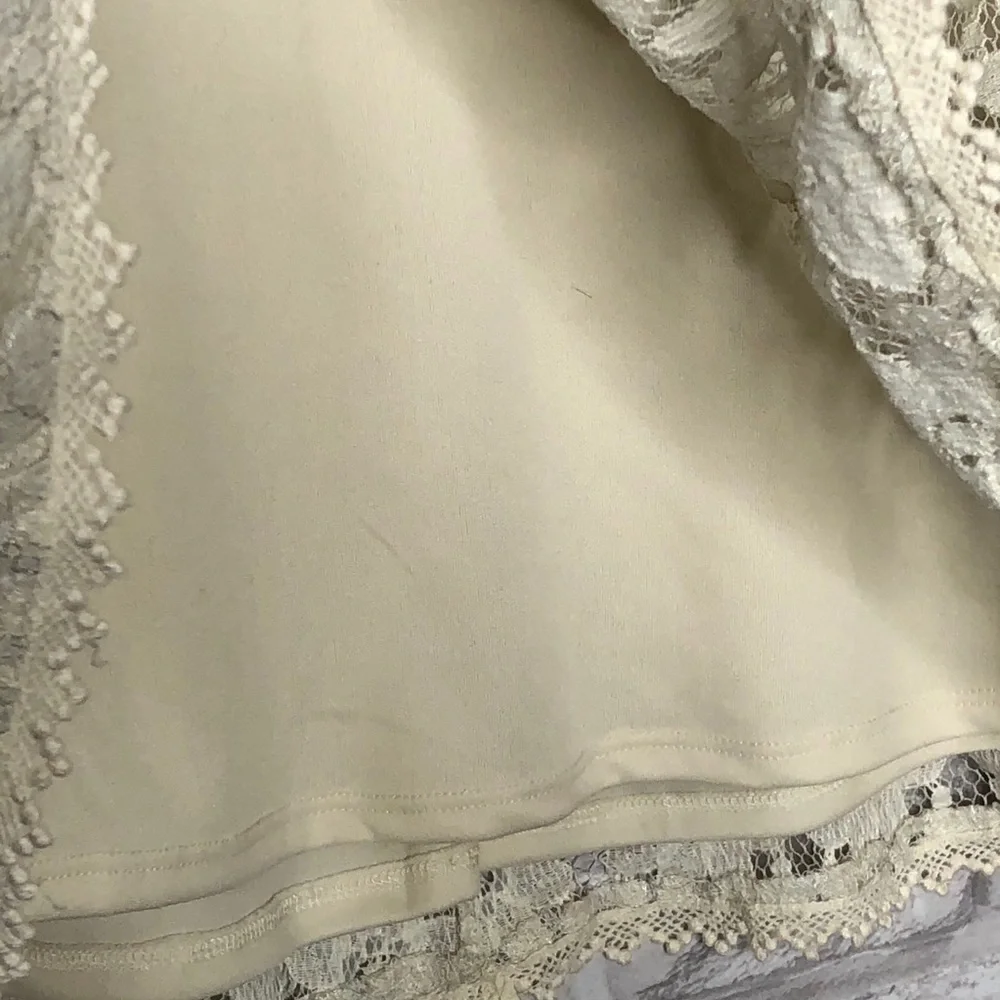 American Eagle lace floral skirt, NWT, size 6